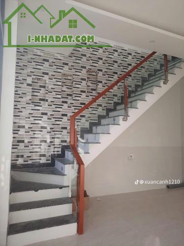 Bán gấp nhà Thái Văn Lung, Bến Nghé, Quận 1. Giá 4,25 tỷ/60m2, hẻm xe hơi - 2