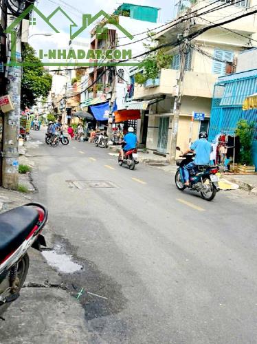 Mặt tiền Ba Đình 3.6x22 chỉ 9 tỷ 8