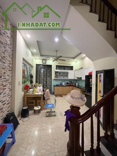 BÁN NHÀ ĐÀM QUANG TRUNG - ĐỐI DIỆN AEON MALL - NGÕ THÔNG - 15 PHÚT VÀO TRUNG TÂM - 2