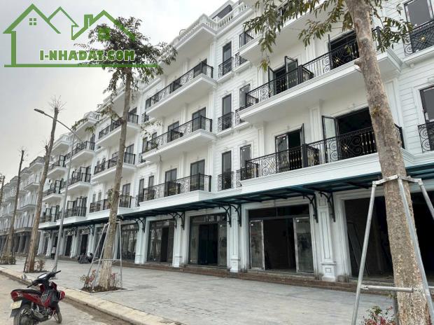 CHỦ NHÀ CẦN THÀNH KHOẢN LIỀN KỀ 1 HƯỚNG TÂY NAM KĐT ĐÔNG DƯƠNG RESIDENCE - 2