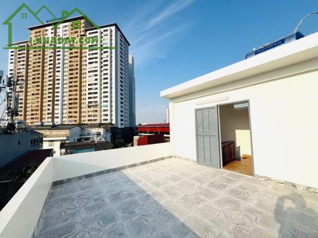 * Bán Nhà đẹp 663 Trương Định DT36/46m2, xây 6 T, 4 ngủ. Giá 8 tỷ - 4