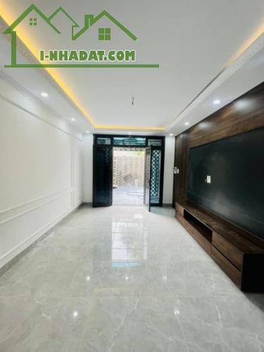 BÁN NHÀ-VŨ XUÂN THIỀU-50m2-CÁCH CHỖ ĐỂ XE 15M