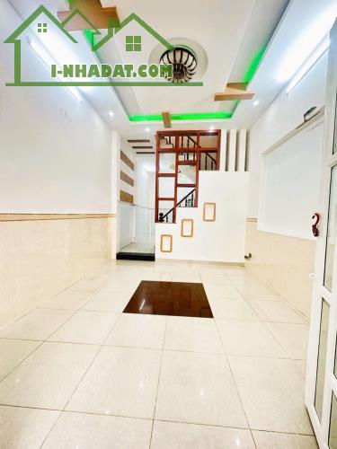 NHÀ 3 TẦNG BTCT - 4x13 -  LÊ VĂN QUỚI - NGÃ TƯ BỐN XÃ - ĐƯỜNG 6M - KHÔNG LỘ GIỚI - CHÀO - 1