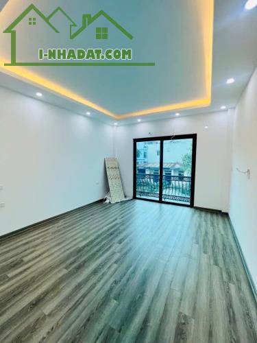 BÁN NHÀ VŨ XUÂN THIỀU - THANG MÁY - 50M2 GIÁ 6.8 TỶ - 4