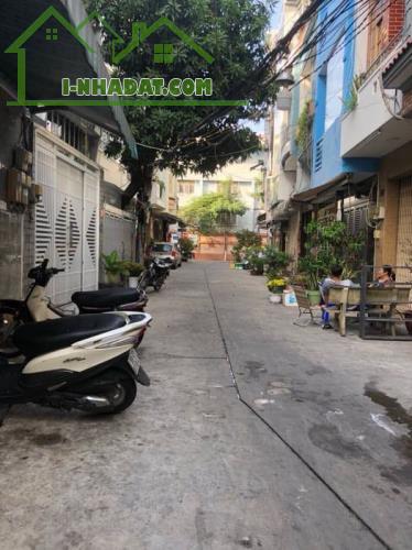 BÁN NHÀ QUẬN 4 GẦN KHÁNH HỘI, 3 LẦU, 13M2, NHỈNH 2 TỶ - 1