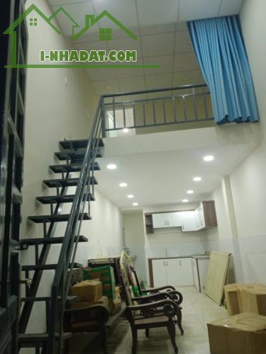 NHÀ ĐẸP GIÁ RẺ CHỈ 930 TRIỆU, DIỆN TÍCH 3X10, THỚI TAM THÔN 6, HÓC MÔN - 1