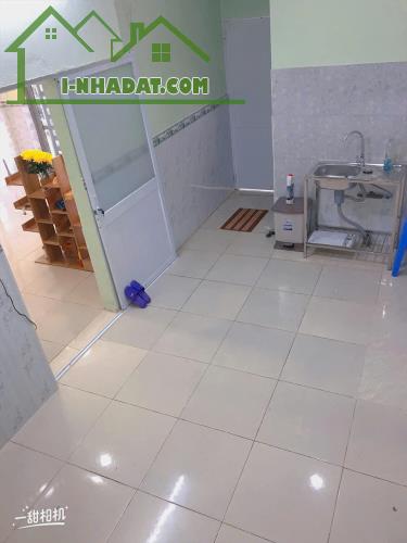 Cực rẻ - Gần ngay Xa lộ Hà Nội, Q9, hẻm ô tô, chỉ hơn 3 tỷ, 50m2, 1T1L, mua vào ở liền - 2