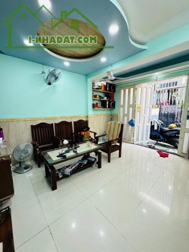 NHÀ B.ÁN - GẦN TRƯỜNG CHINH & CỔNG KCN TÂN BÌNH - 2 MẶT HẺM - DT 38M² - 2 TẦNG HƠN 3 TỶ+ - 5