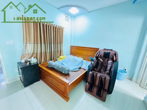 NHÀ B.ÁN - GẦN TRƯỜNG CHINH & CỔNG KCN TÂN BÌNH - 2 MẶT HẺM - DT 38M² - 2 TẦNG HƠN 3 TỶ+