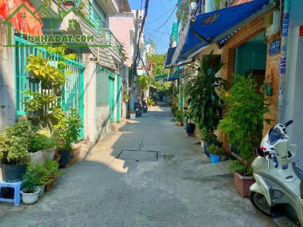 Bán đất trống .Tân Kỳ Tân Quý. 54m . Hẻm Ba Rác. 712.x7.6Tân Phú . 5ty5xx
