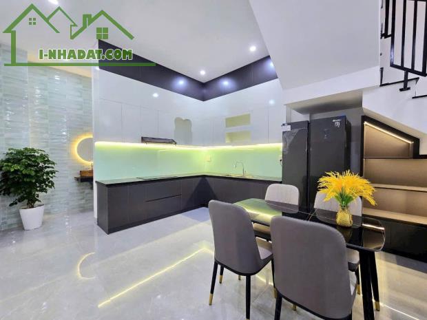 Nhà 3 tầng kiệt Tôn Đản 5m . Vừa mới xây full nội thất xịn xò . Giá : 3tỷ250 thương lượng - 2