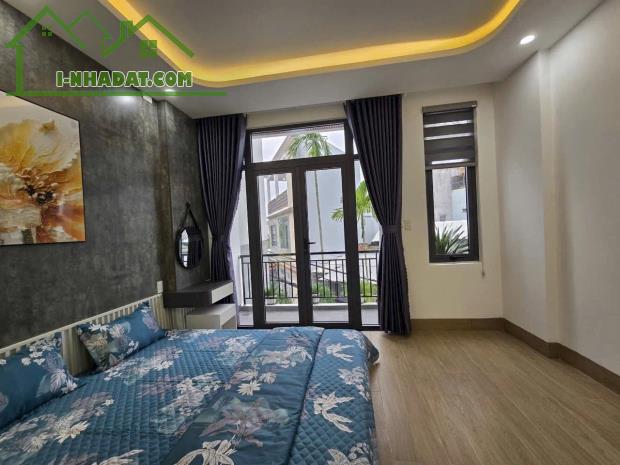 Nhà 3 tầng kiệt Tôn Đản 5m . Vừa mới xây full nội thất xịn xò . Giá : 3tỷ250 thương lượng - 4