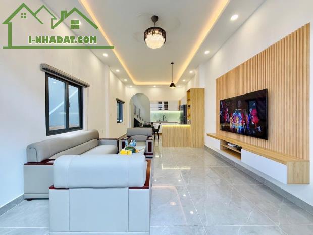 🏡BIỆT THỰ MINI SÂN VƯỜN 2 TẦNG THIẾT KẾ CỰC ĐẸP 6 x 18, Phan Huy Ích Gò Vấp, hơn 7 tỉ - 1