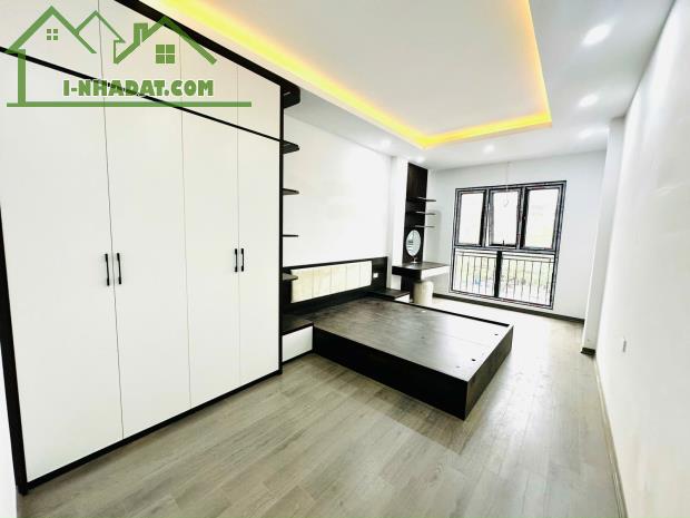 BÁN NHÀ ĐẸP LẠC LONG QUÂN 6 TẦNG THANG MÁY DT 32M2 8,6 TỶ - 2