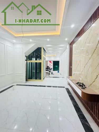BÁN NHÀ PHÂN LÔ PHỐ LÊ TRỌNG TẤN. THANH XUÂN, GARA Ô TÔ, THANG MÁY, NGÕ THÔNG, GIÁ 19.8 TỶ