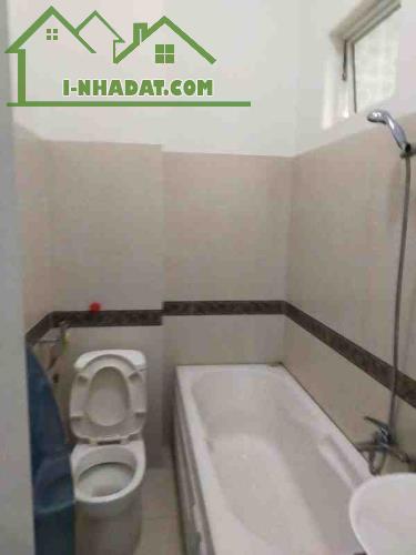 Bán nhà kèm nội thất Q12 gần chợ An Sương 3 tầng 80m2 nhỉnh 6tỷ - 2