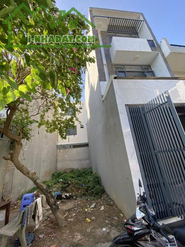 Chủ Bán Lỗ, Lô Đất 55m2 ,Khu Phân Lô Gần Chợ Long Trường,Chỉ 2.7 Tỷ TL - 2