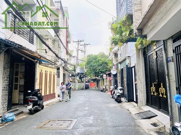Nhà Đường Lê Văn Sỹ Quận Phú Nhuận Phường 10.
