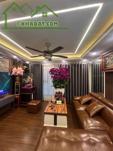 5tỷ hơn 👉 50m²  Dân xây , Sài Đồng Long Biên Nhà 5tâng chủ tặng lại toàn bộ nội thất sang - 1