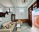 Bán gấp nhà 3tầng, 3mê, 3PN, gần 60m2, Núi Thành, Hải Châu, Chỉ 3.xty