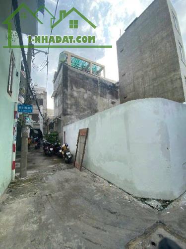 Bán đất trống. Cạnh hồ bơi tây thạnh. 54m . Tân Phú . Hẻm 3.5m. Nhỉnh 5ty1xx