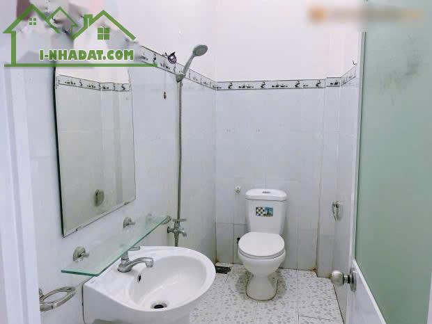 Cho thuê nhà khu đô thị Thịnh Gia, 3 triệu/tháng, 72 m2, 2pn, 1wc, 1 phòng khách, 1 bếp - 2