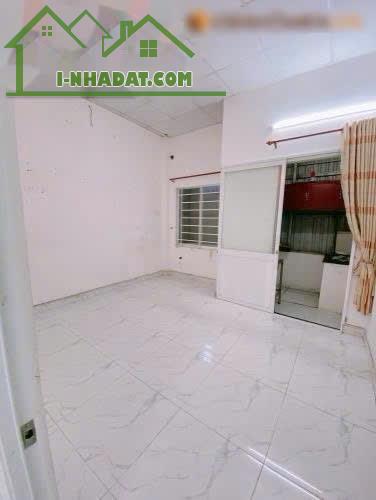 Cho thuê nhà khu đô thị Thịnh Gia, 3 triệu/tháng, 72 m2, 2pn, 1wc, 1 phòng khách, 1 bếp - 4