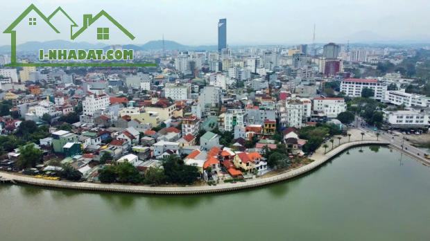 Nhà 2 mặt tiền phố tây Nguyễn Công Trứ view sông Hương phù hợp làm homestay - 1