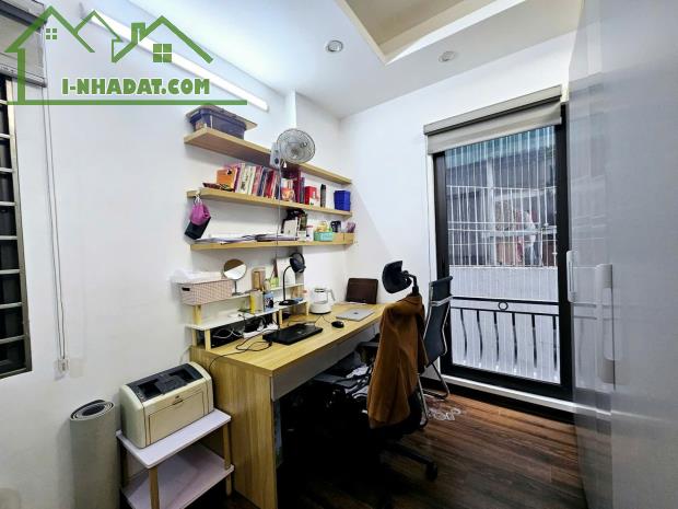 Chủ Nhà Cần Tiền Nên Cần Bán Gấp Căn Nhà Ở Văn Quán.Ô Tô Đỗ Gần.Giá 6.8Tỷ CóTL - 1
