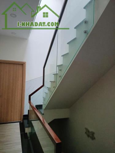 NHÀ 1/ LÊ VĂN QUỚI, HẺM XE HƠI, 56M2, 4 TẦNG 5PN GIÁ NHỈNH 6 TỶ - 2
