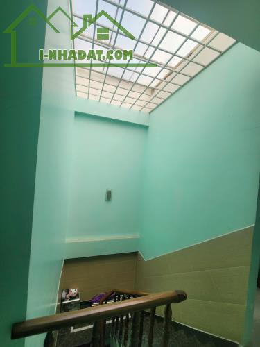 Bán nhà dưới 6 tỷ P4 Q8, 4 tầng 5PN, 6WC ngang 4m ngay Đặng Thúc Liêng, chợ Phạm Thế Hiển - 2