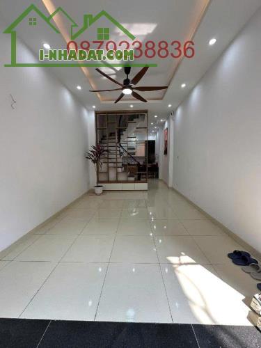 Bán Nhà Khương Đình 36m² 5 Tầng Gần Phố, Full Nội Thất, Ở Đẹp Chỉ 6.78 Tỷ - 1