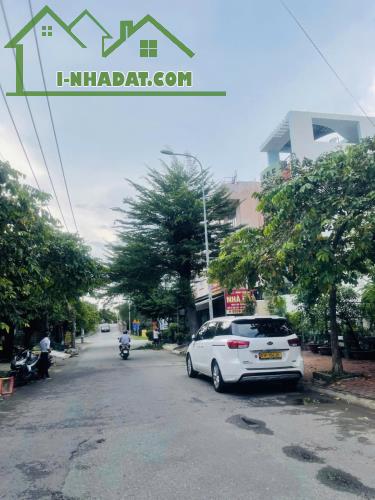 Bán nhà MT Đỗ Xuân Hợp Phước Long B Quận 9 Thủ Đức 160m2 10 PN Thủ Đức hơn 10 Tỉ.