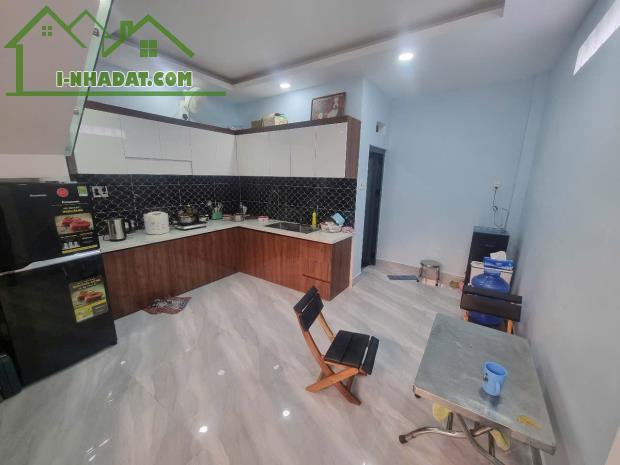 💥 Bán nhà TL47 Q12   ✅ Diện tích: 53m (4.3x12.3) giá 4.7 tỷ   ✅ kết cấu : 1trệt,lửng , 1l - 3