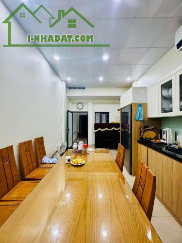 Bán nhà phố Minh Khai, Hai Bà Trưng 50m, 4 tầng, Giá: 14.5 tỷ. LH: 0937158386 - 3