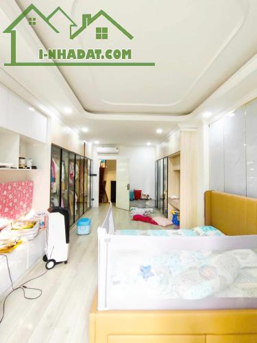 Mặt Tiền Kinh Doanh 3 Tầng 126m2_4.5x28m Vị trí đẹp Gần Ngã 4 Thủ Đức Hiệp Phú Thủ Đức - 3