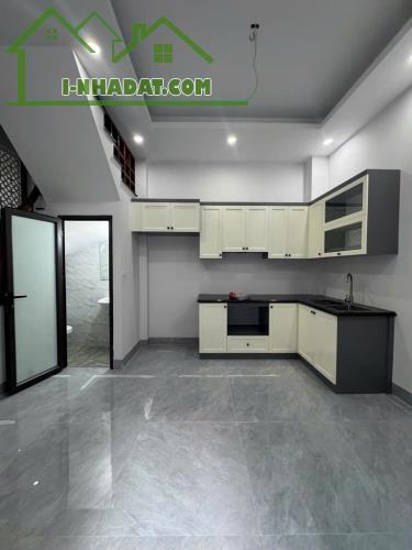 RẺ QUÁ KIM NGƯU Ô TÔ QUA NHÀ, FULL NỘI THẤT, NGÕ THÔNG, 40M2 GIÁ CHỈ HƠN 8 TỶ - 1