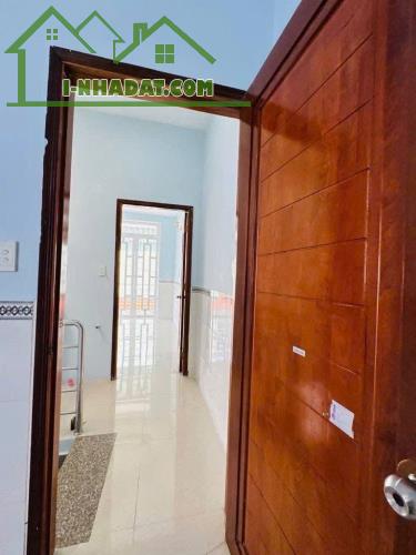 Nhà cần bán gấp ngay trung tâm Tân Phú, kinh doanh tốt. - 3