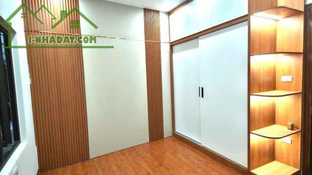 HẠ GIÁ KHẨN CẤP - HƠN 6 TỶ - 45M NHÀ NGỌC THỤY, SIÊU GẦN Ô TÔ , NGÕ THÔNG - 3