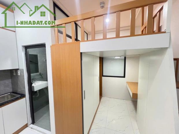 GẤP, CHDV PHỐ MINH KHAI 40M, 5T THANG MÁY, NGÕ RỘNG, ÔTÔ GẦN, ĐỦ ĐỒ, DT 400T, 8.7 TỶ