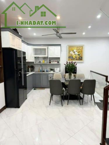 Bán nhà phố Trương Định - Tương Mai - dân xây lô góc - gần mặt phố - sổ đẹp 55m2 5 tầng - 3