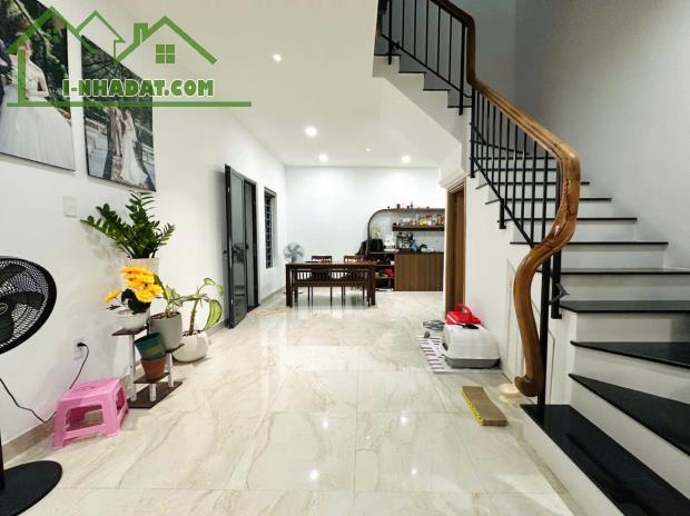 Bán nhà Bình Thạnh - Hẻm Xe hơi- Nhà mới- Giá chỉ 6.5 tỷ - 1