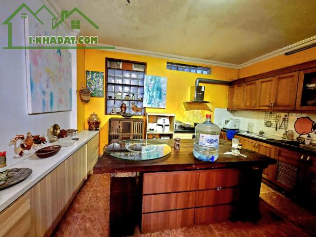 SIÊU PHẨM TAM KHƯƠNG - ĐỐNG ĐA-  Ô TÔ - HAI THOÁNG - TOÀ VP 90M2 GIÁ 22 TỶ - 4