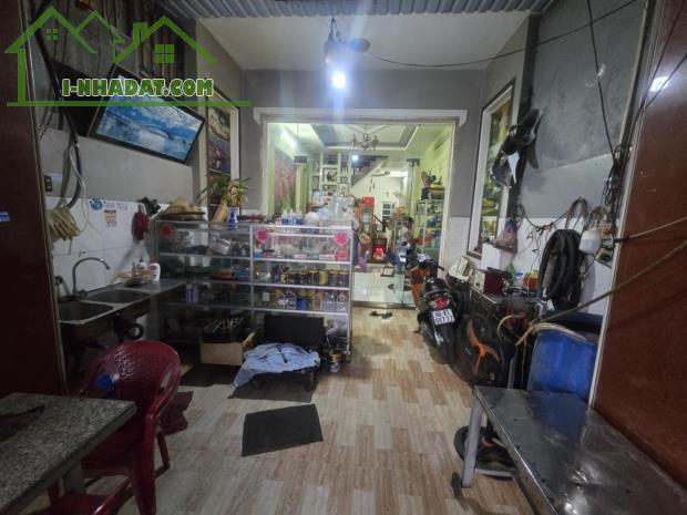 Bán Nhà 2 Tầng MẶT TIỀN kinh doanh,Tân Đông Hiệp,Dĩ An,giá đầu tư