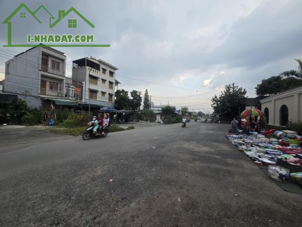 Bán Nhà 2 Tầng MẶT TIỀN kinh doanh,Tân Đông Hiệp,Dĩ An,giá đầu tư - 1