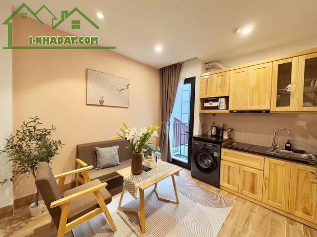 Bán nhà dòng tiền, Ô tô đỗ cửa, 8 tầng x 100m, giá 28 tỷ, Nguyễn Chí Thanh, Đống Đa - 2