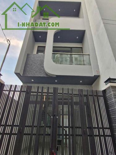 NHÀ 3 TẦNG ĐẸP,  P/LÔ, DT 51M2 x 3T BTCT, HẺM ÔTÔ 5M, TRƯỜNG THẠNH