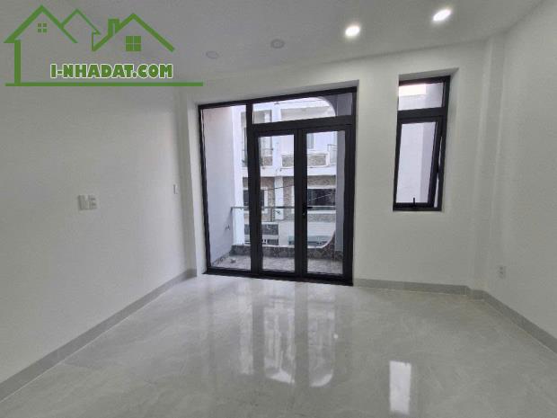 NHÀ 3 TẦNG ĐẸP,  P/LÔ, DT 51M2 x 3T BTCT, HẺM ÔTÔ 5M, TRƯỜNG THẠNH - 3