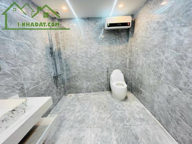 Bán gấp nhà mới Đường Láng 5 tầng 33m2 cách 40m ra đường ôtô tránh, ngõ thông ở + cho thuê - 3