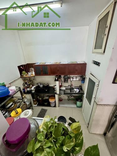 Nhà chính chủ 20 năm - HXH tận nhà - Lê Văn Quới - Bình Tân - 2 tầng 0 40m2 - Chỉ 4.3 tỷ - 3